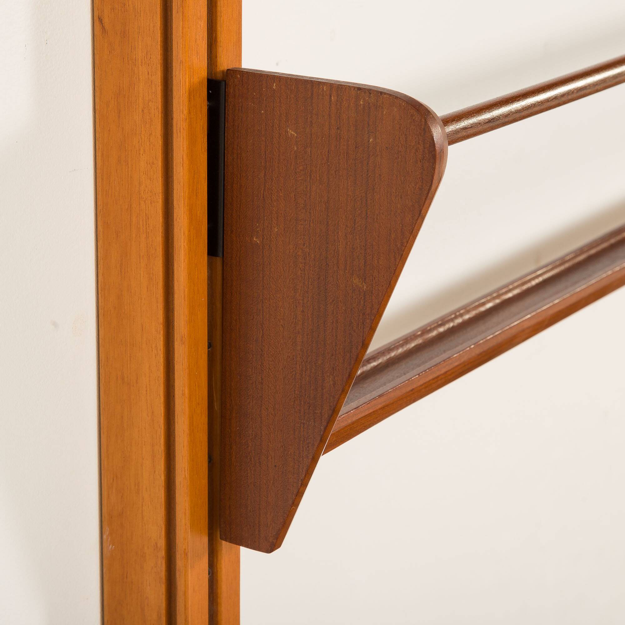 Scandinavian free standing wall unit by Sven Andersen, Norway, 1960s