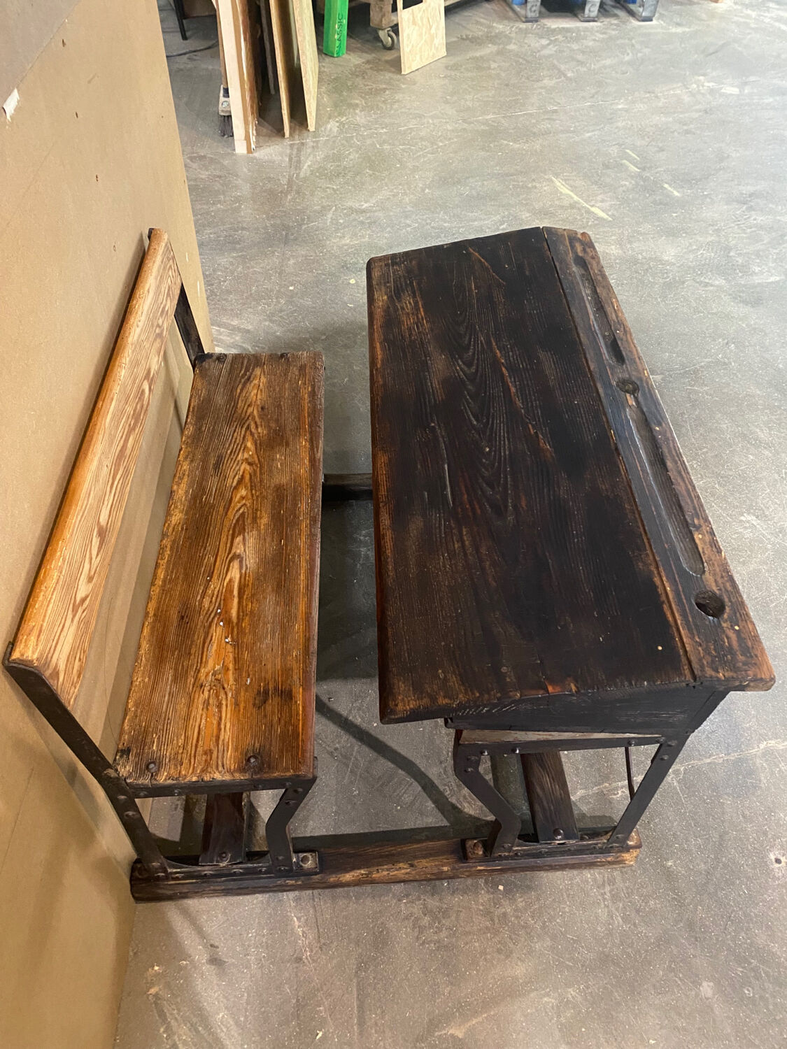 Double school desk 1900