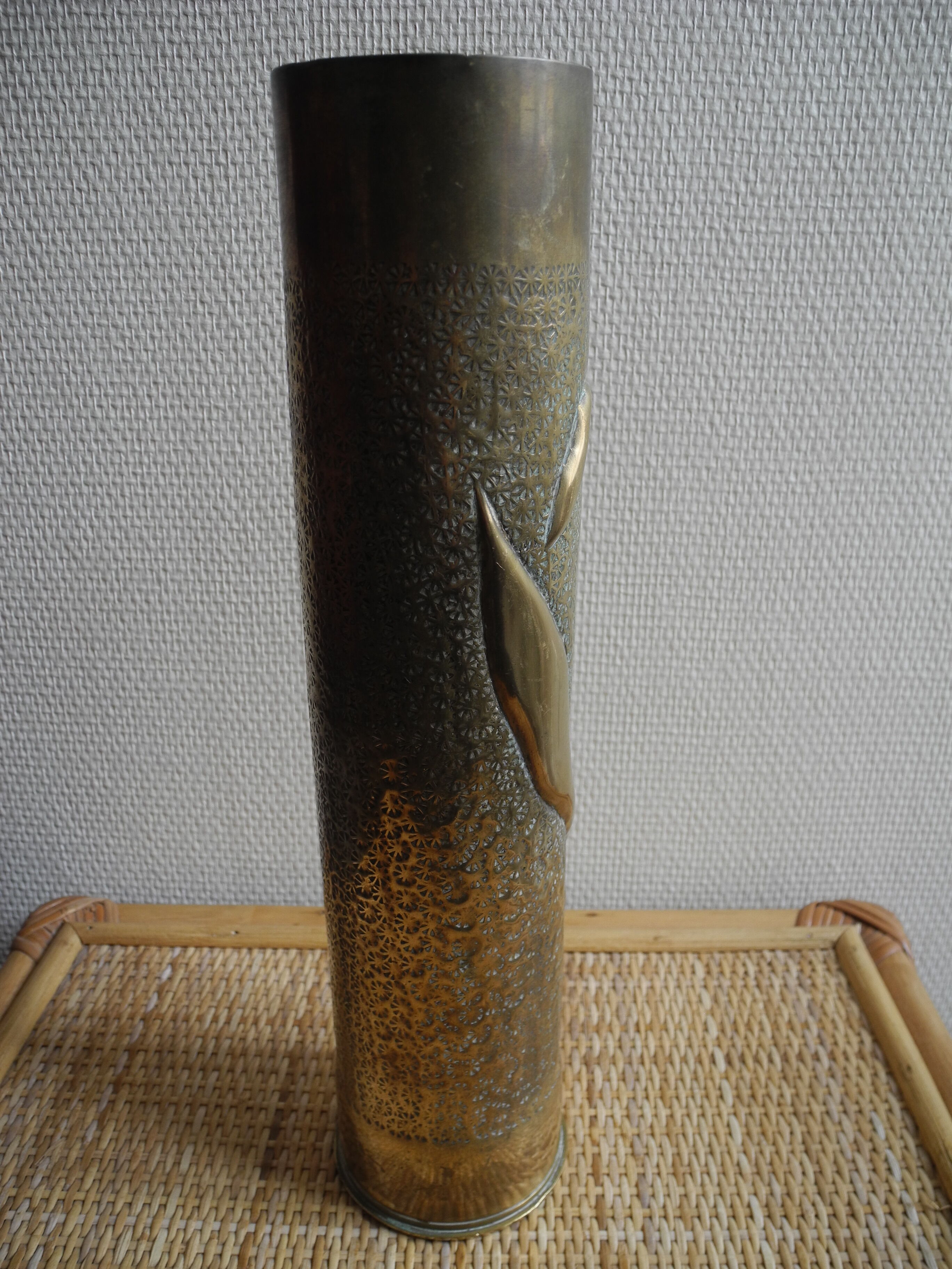 Brass vase socket engraved art trenches