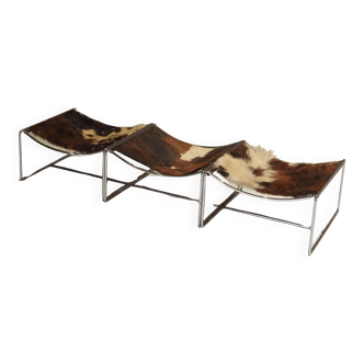 Ensemble de 3 tabourets en peau de vache par Odile Mir 1972