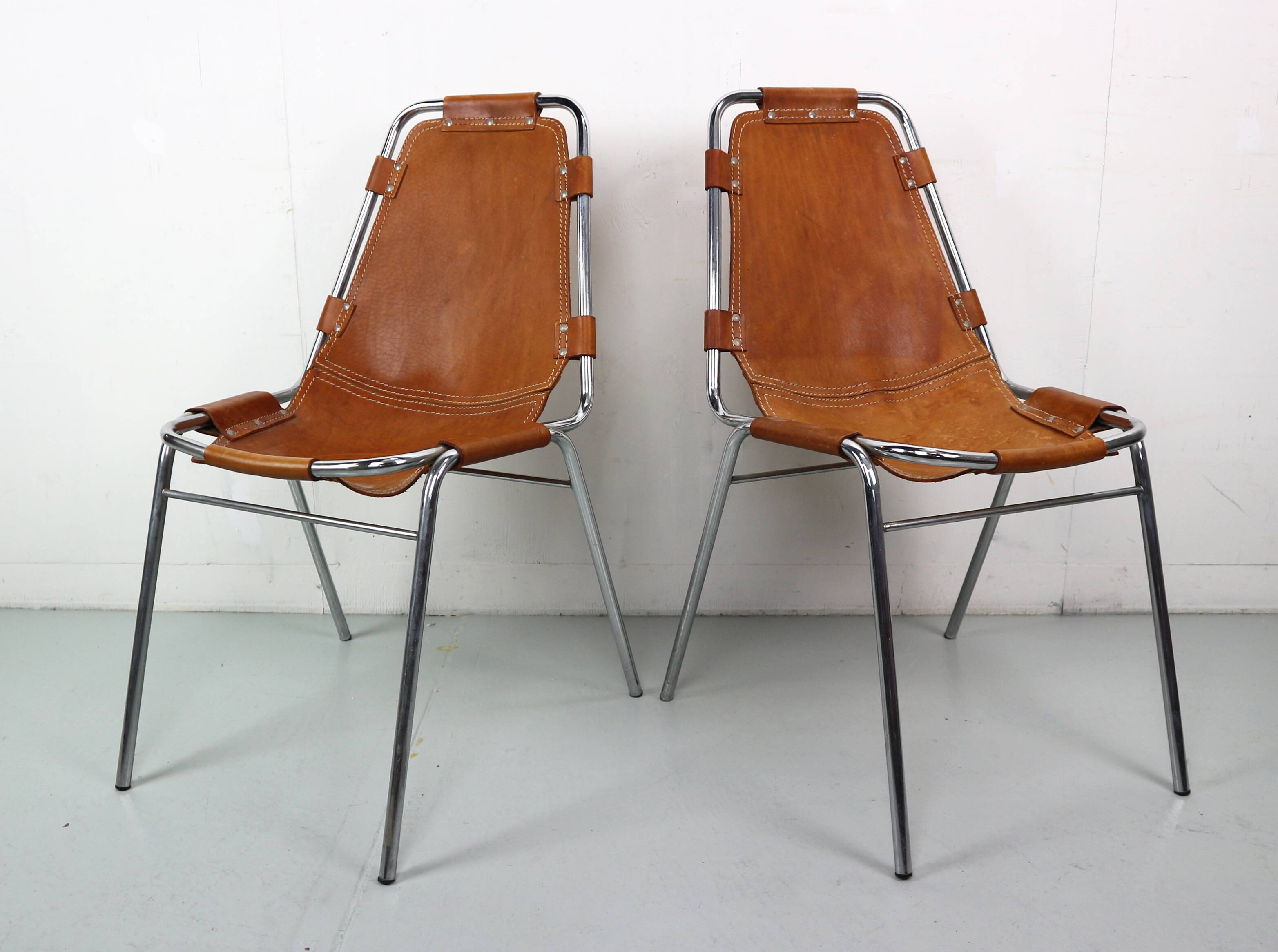 Dalvera  "Les Arc" Set of 2 Original Leather side chairs, 1960