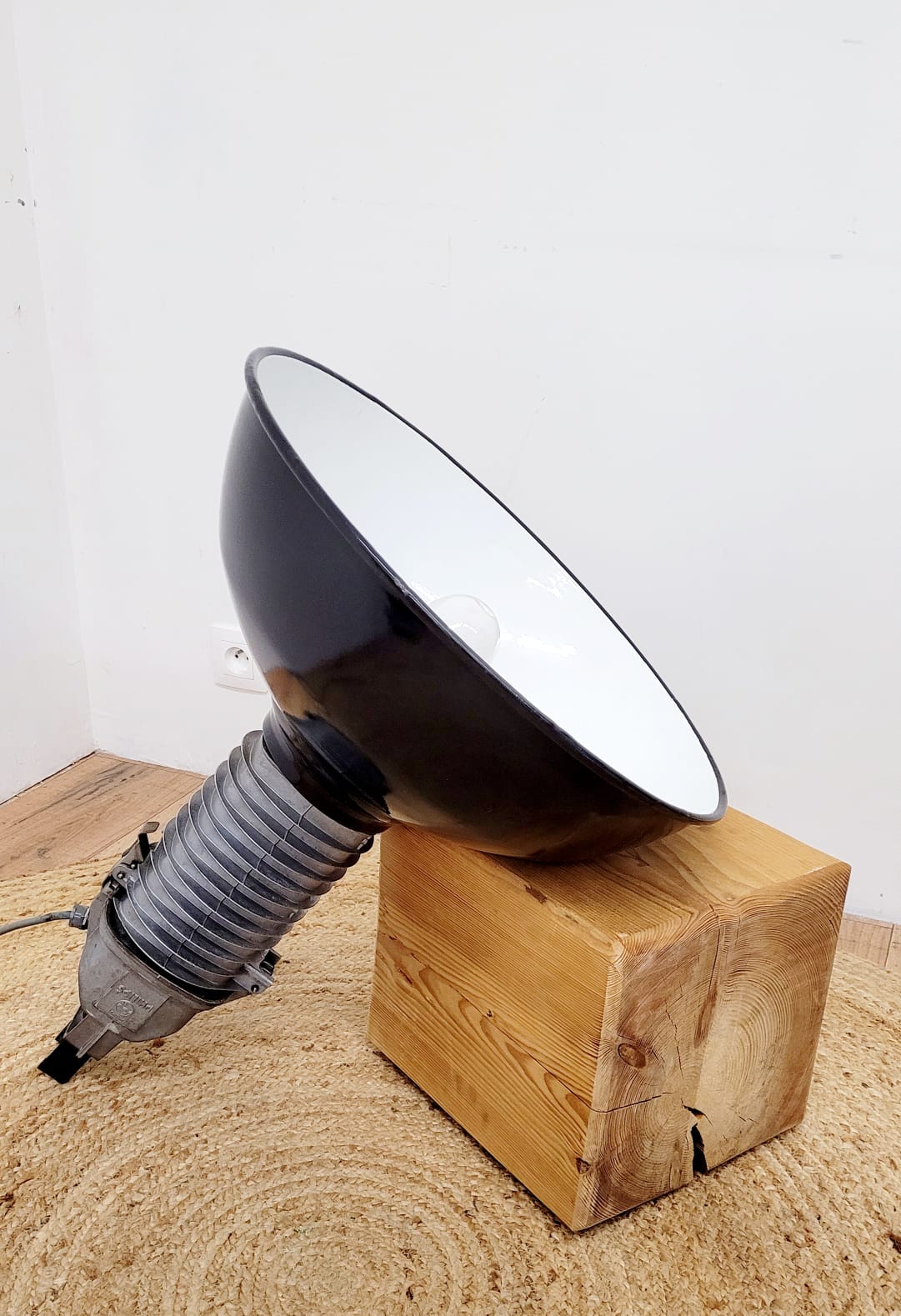 Philips industrial plant suspension lamp