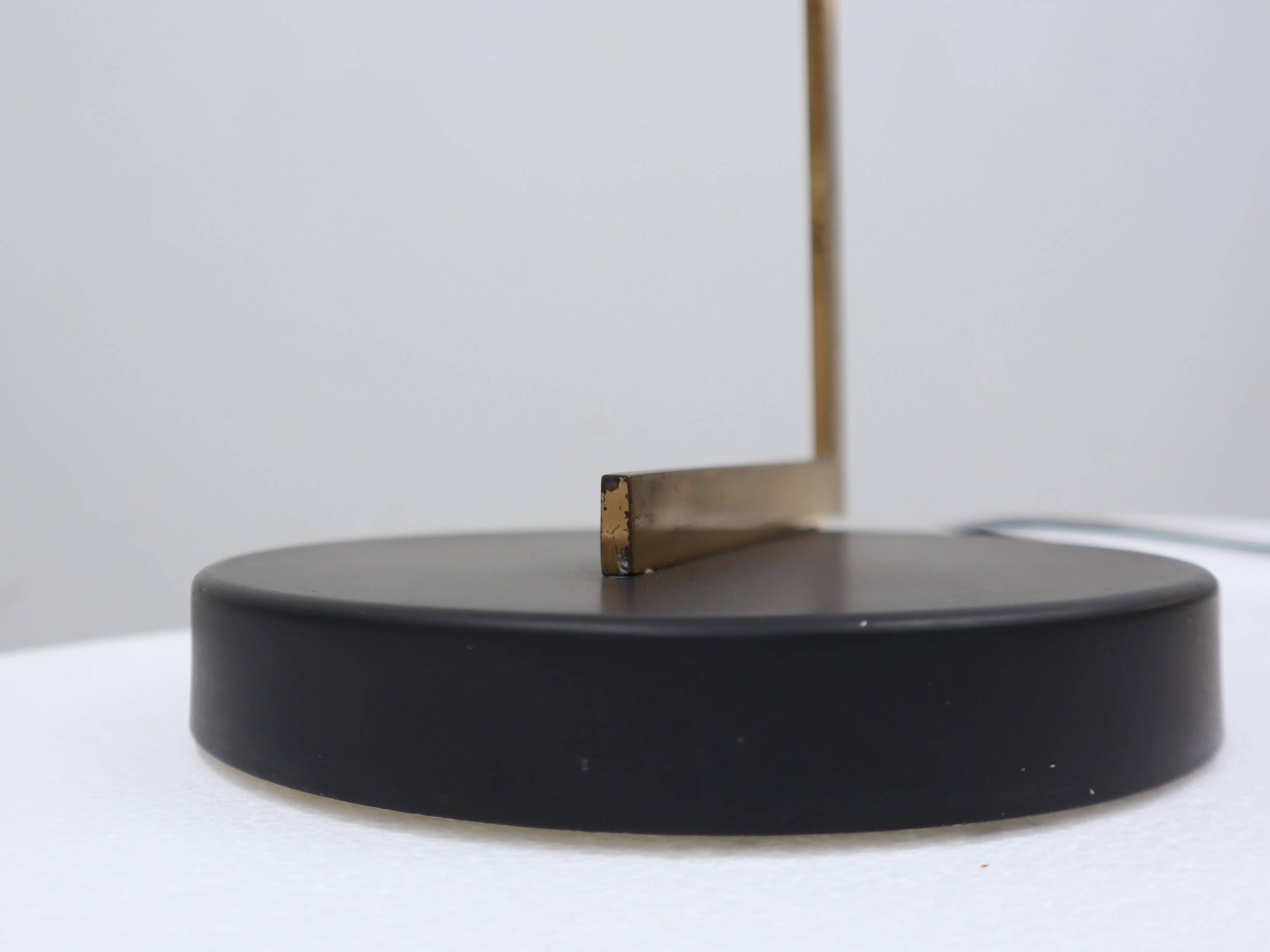 Lampe de table O-Luce rare de milieu de siècle Tito Agnoli années 1950