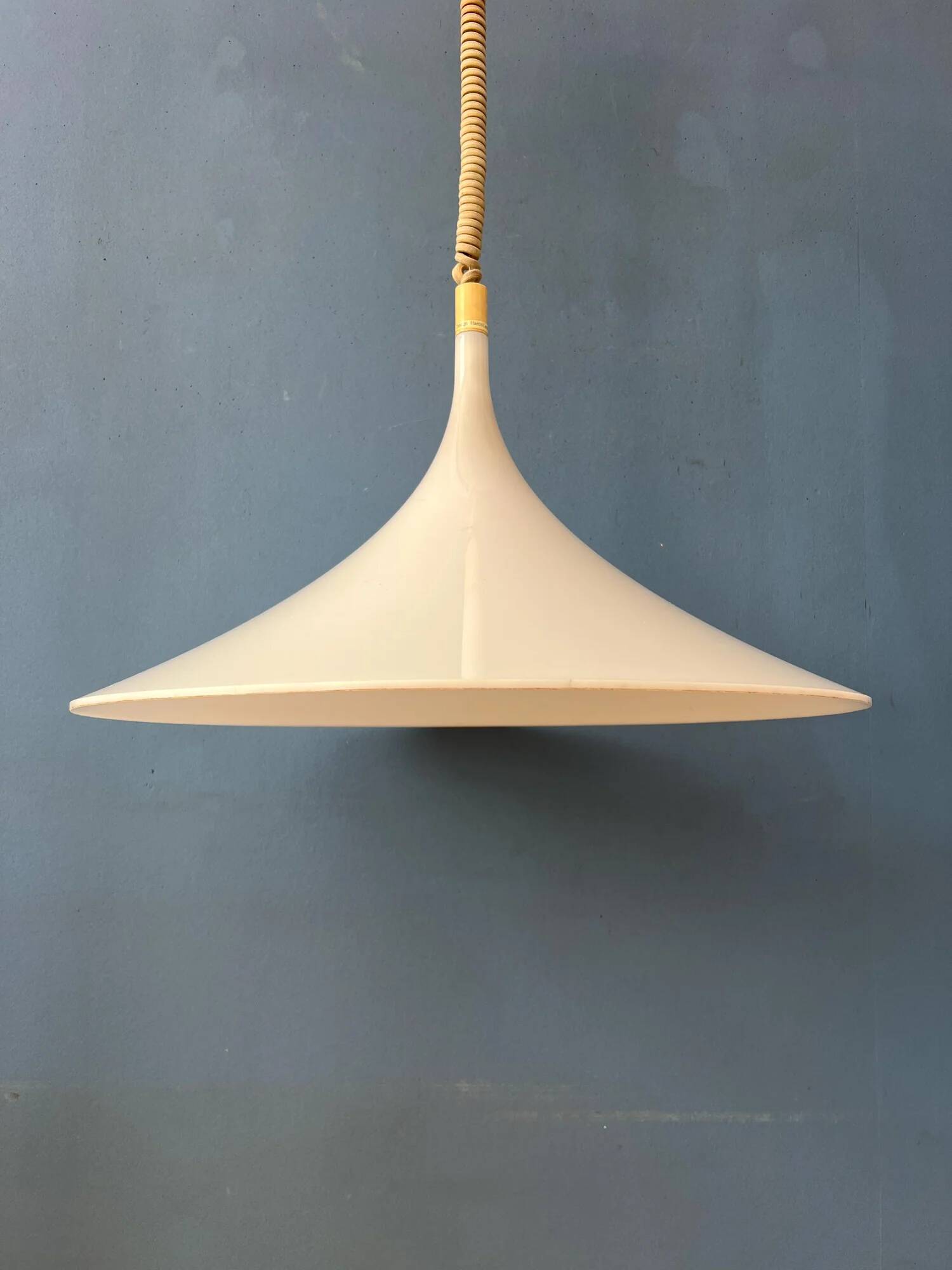 Suspension vintage en plexiglas