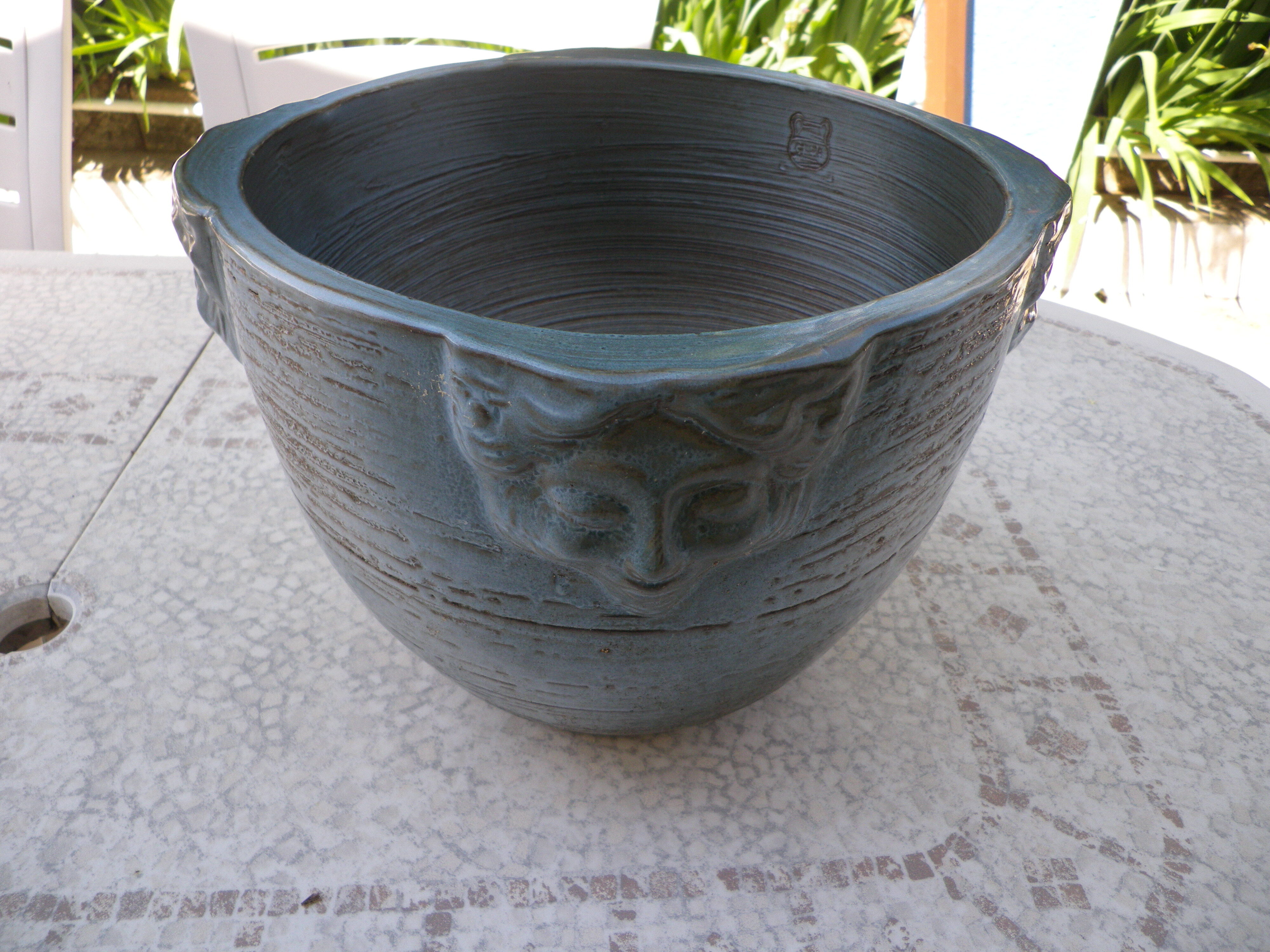 Glassed terracotta flower pot