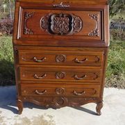 Commode, secrétaire, bibliothèque: meuble 3 en 1
