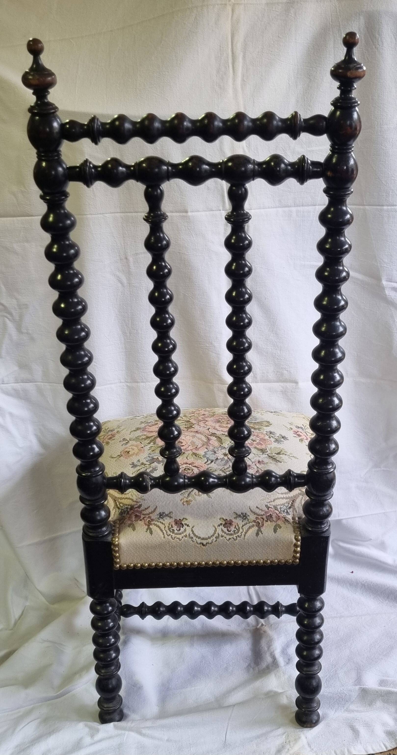 Napoleon iii chair