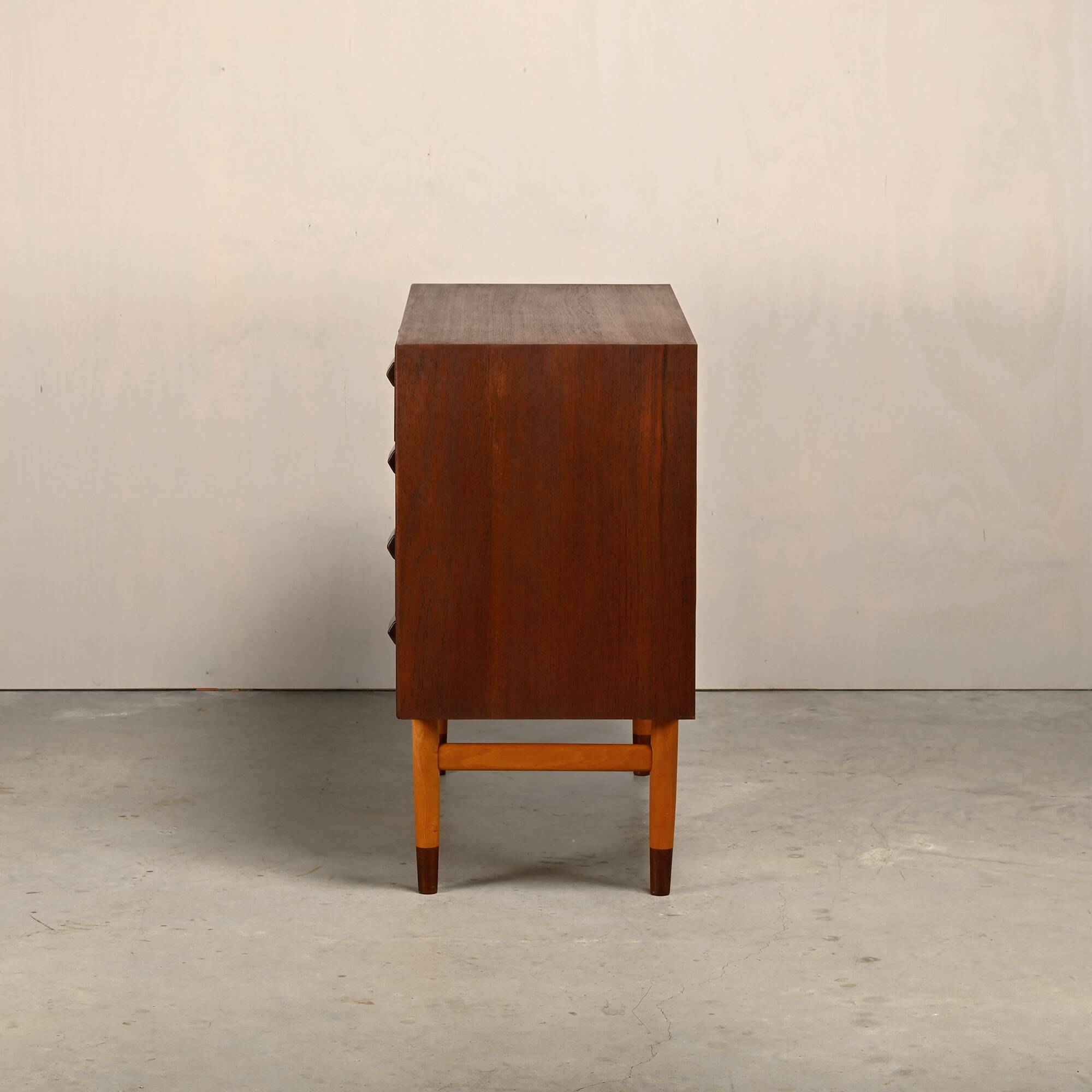 Commode en teck et hêtre de Børge Mogensen, Søborg Møbler