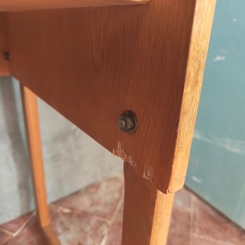 Vintage sled foot desk
