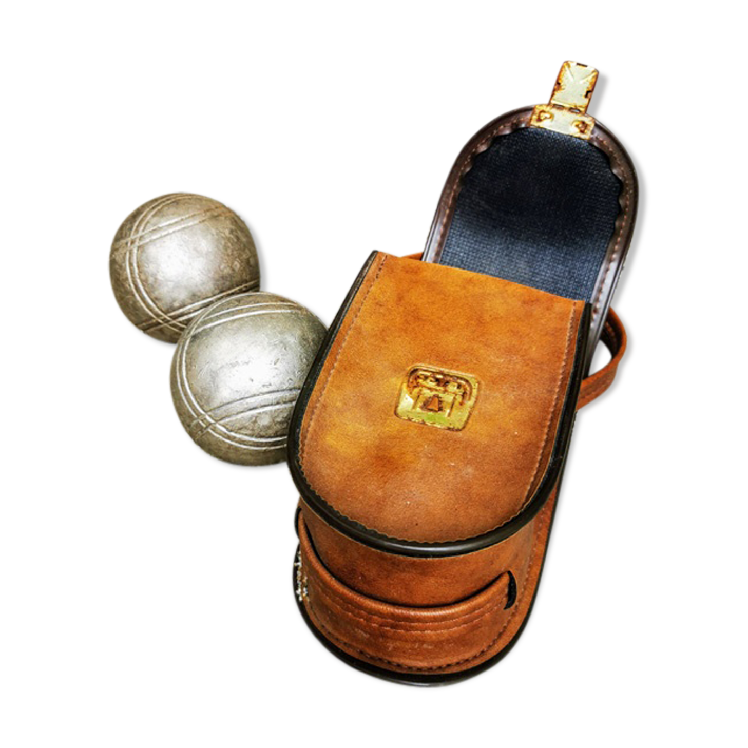 Game of petanque balls