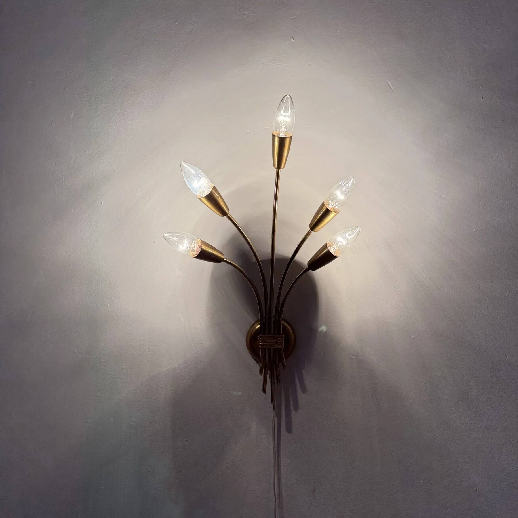 Mid-century brass wall light sconce, 1950s