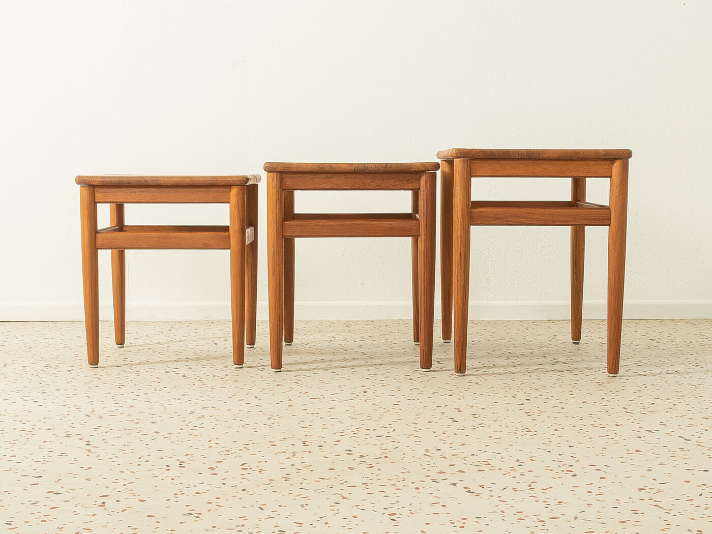 Pull out tables 1960