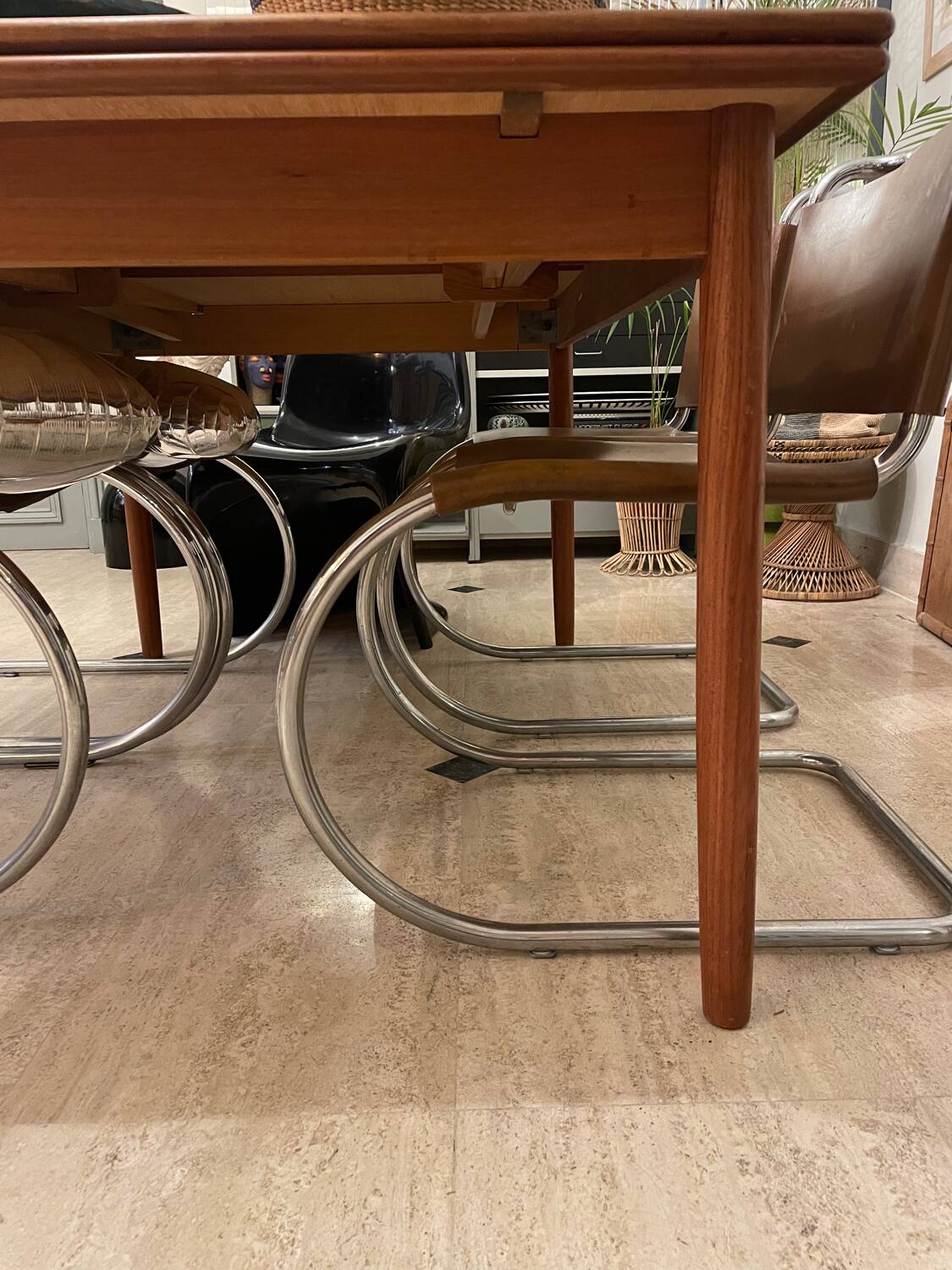 Set of six vintage MR 10 Mies Van der Rohe Knoll chairs