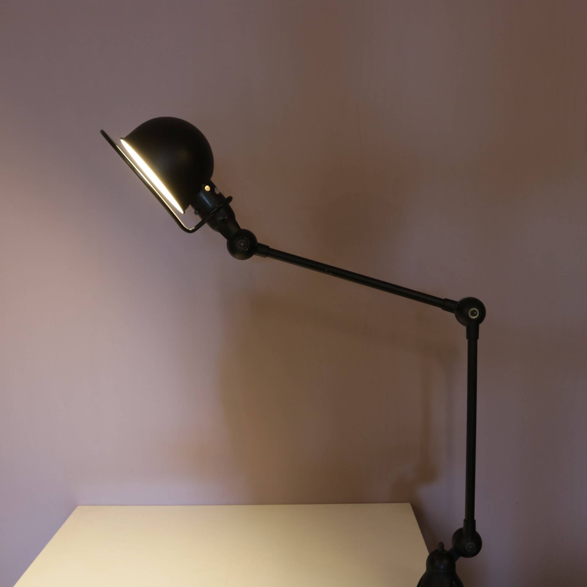 1950s Table clamp lamp in black metal, recent edition model SI332/ Jieldé,