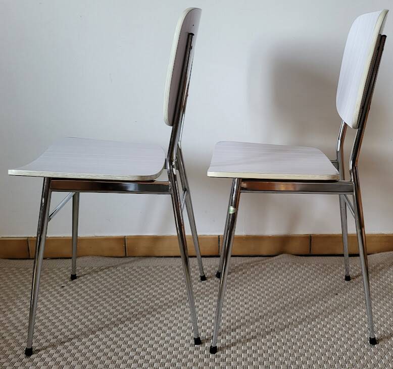 Lot de chaises formica