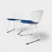 Pair of dining chairs 420 by Harry Bertoia for Knoll International, 1970s.