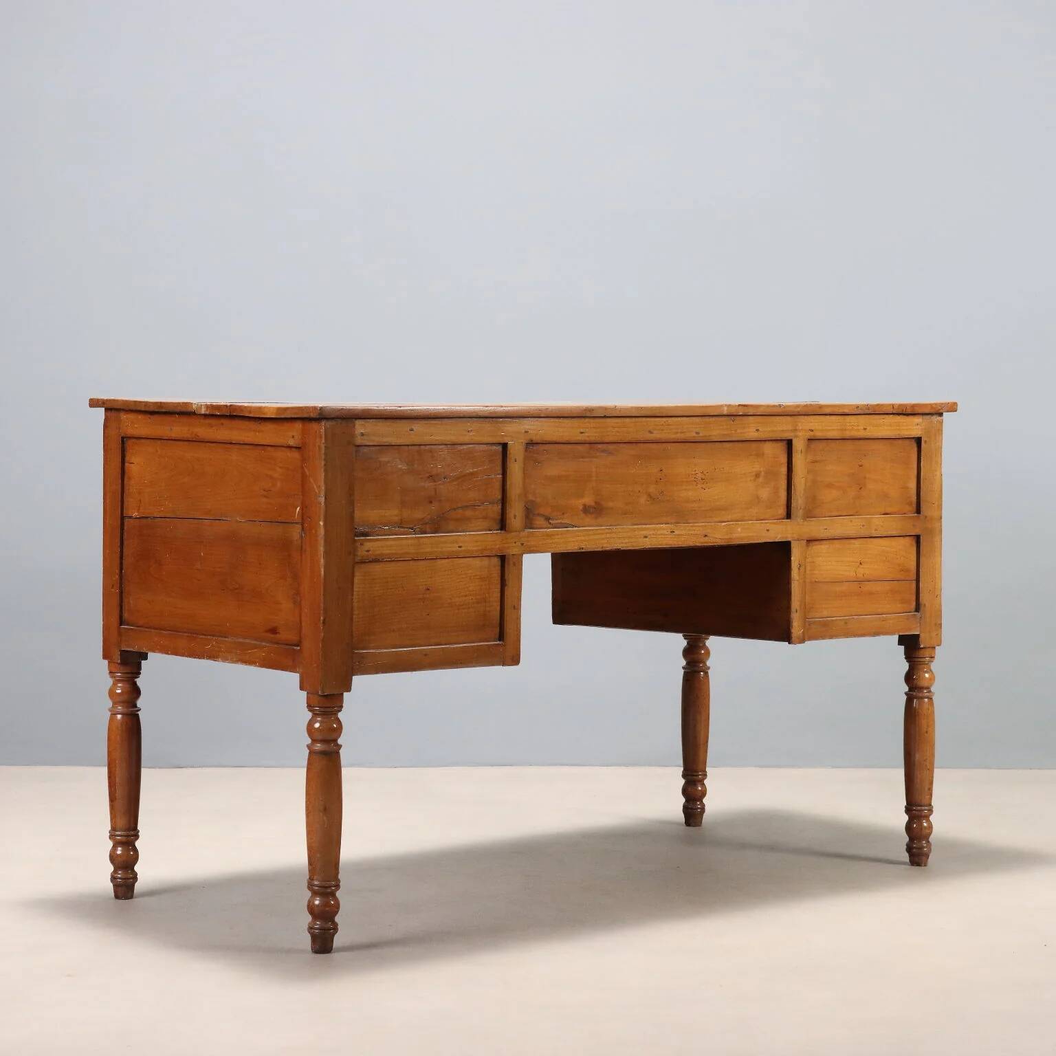 Bureau ancien Louis-Philippe en cerisier XIXe siècle