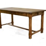 Farm table set and its 2 benches