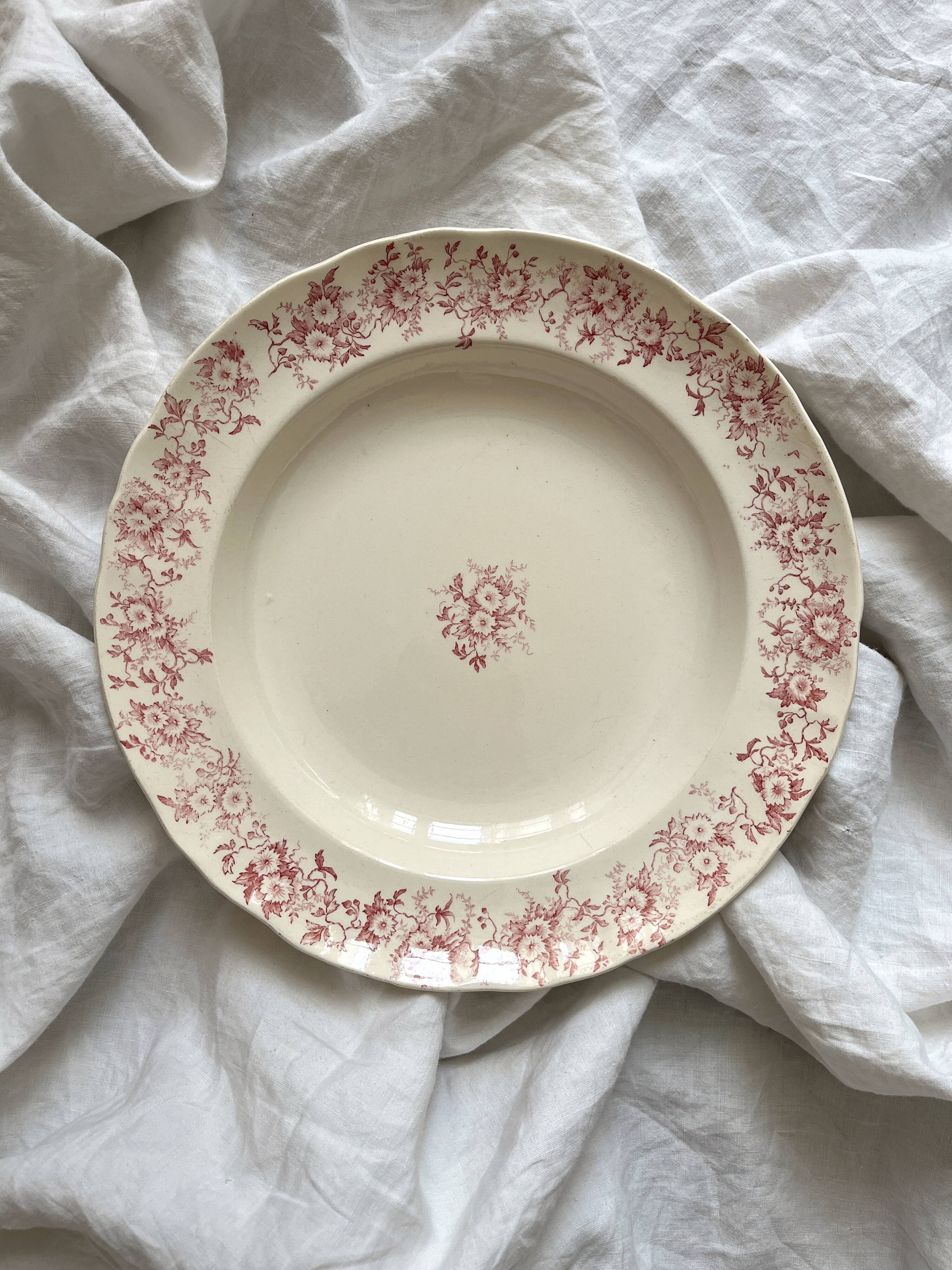 Round iron clay dish "Aster" Longchamp