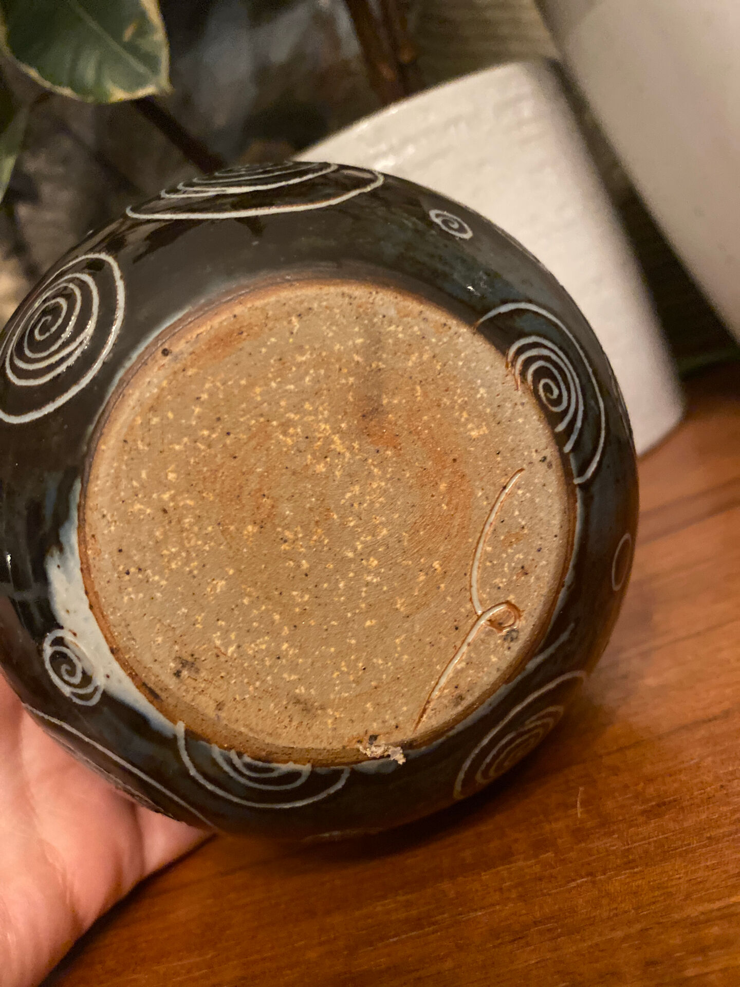 Set of two ceramic bowls