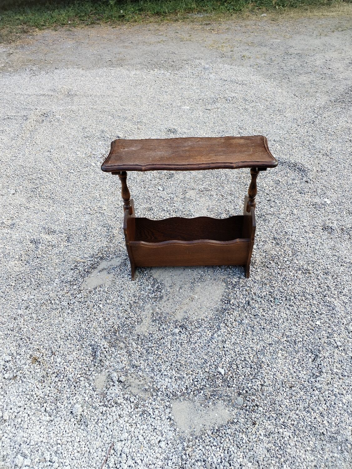 Porte-revue ancien  panier bois
