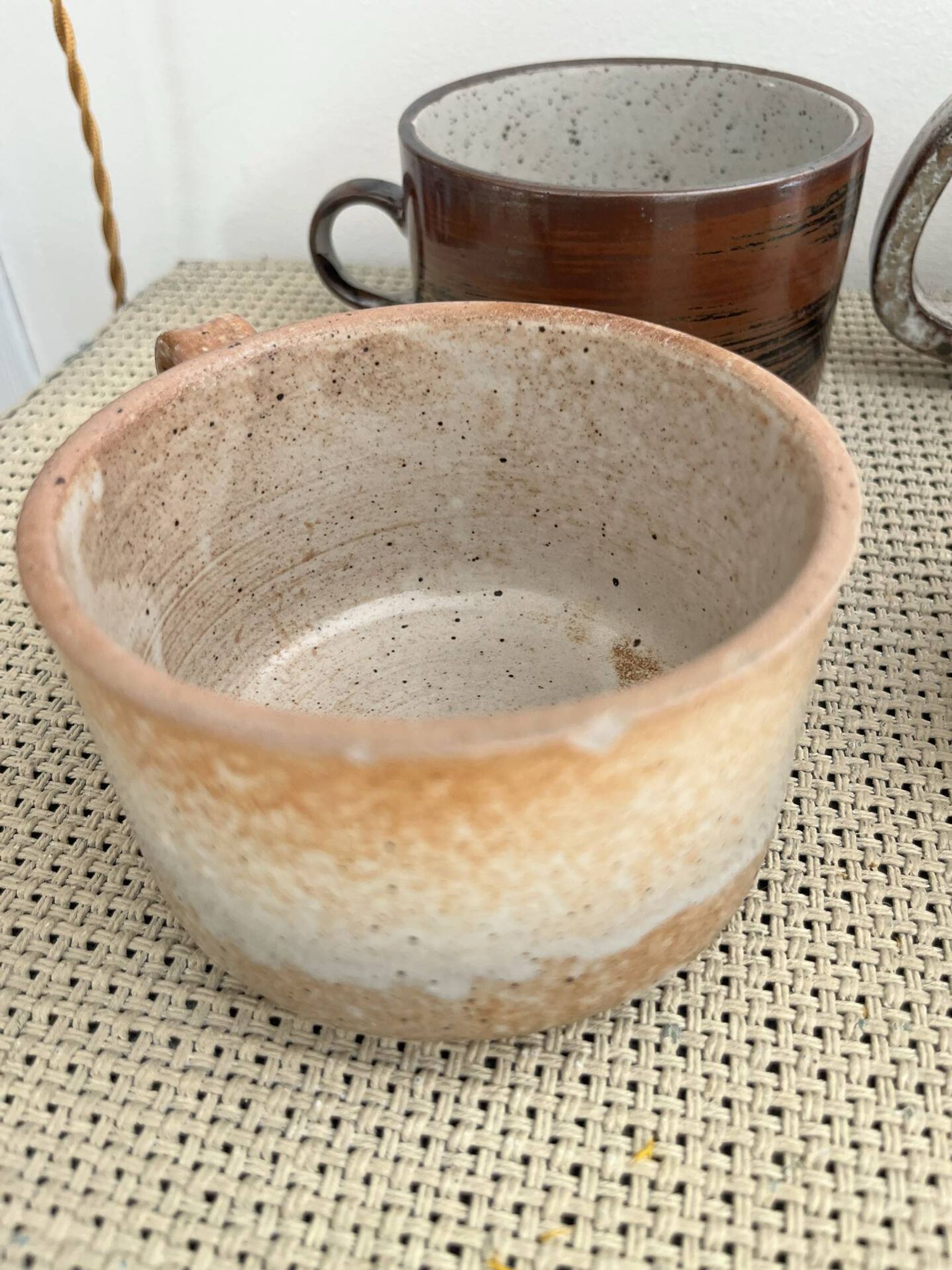 4 tasses en grès