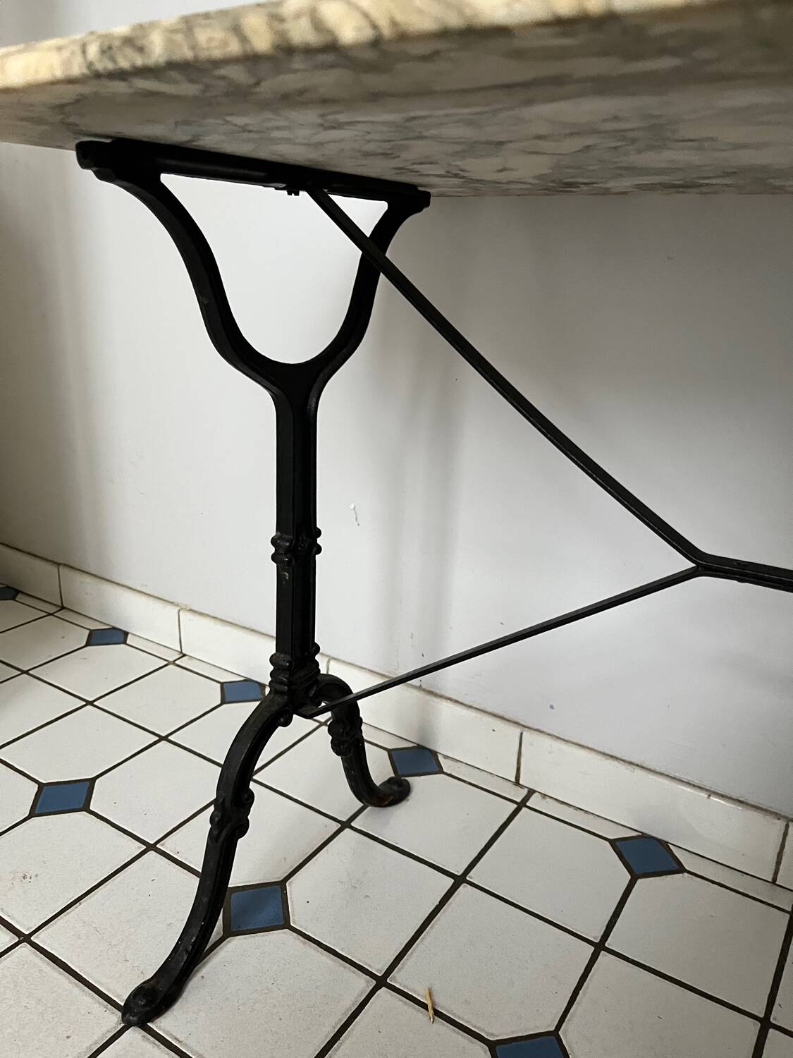 Bistro table