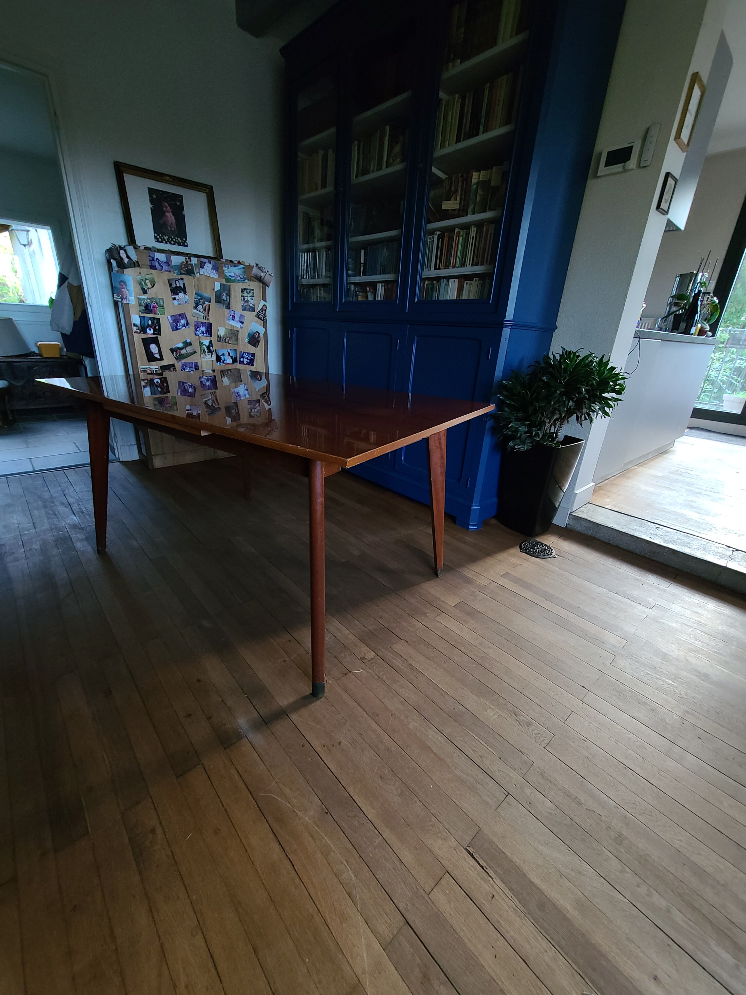 Scandinavian style vintage table 12 people