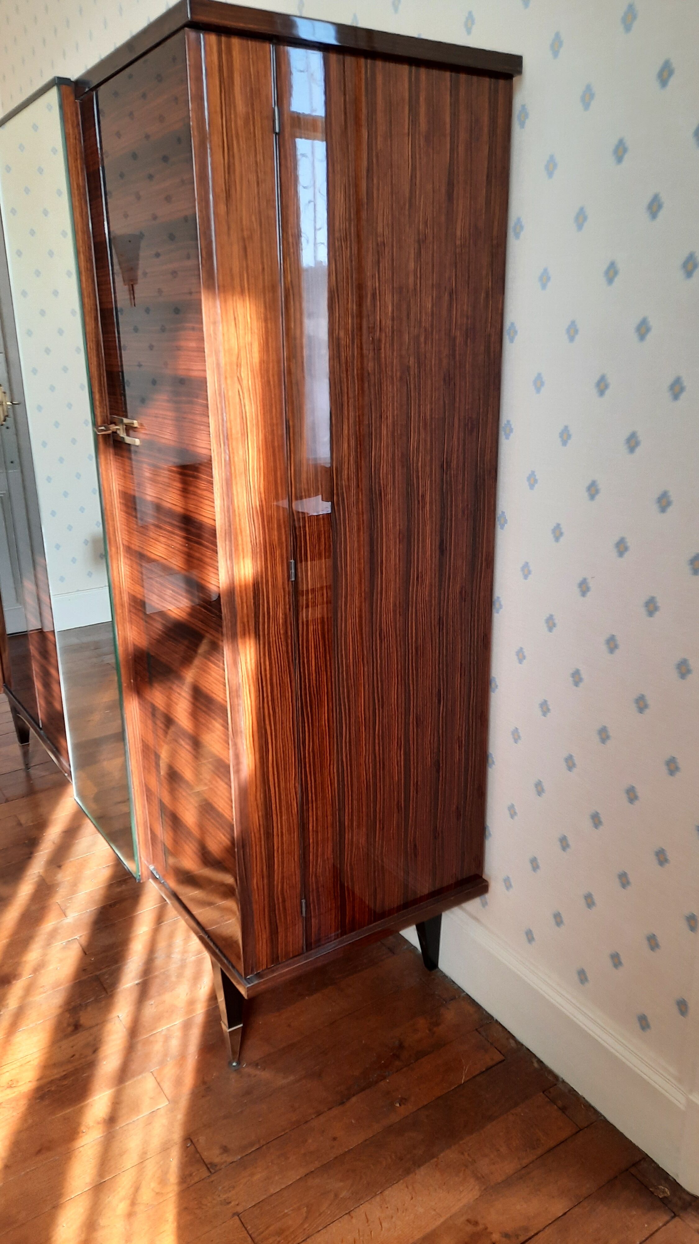 Armoire laqué Année 70