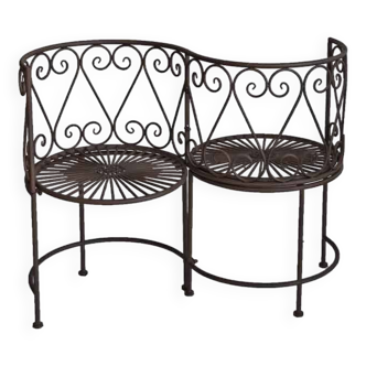 Confidant iron garden bench