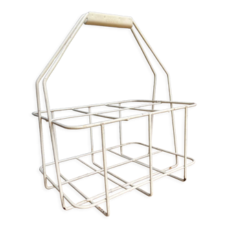 Shopping cart bottle basket