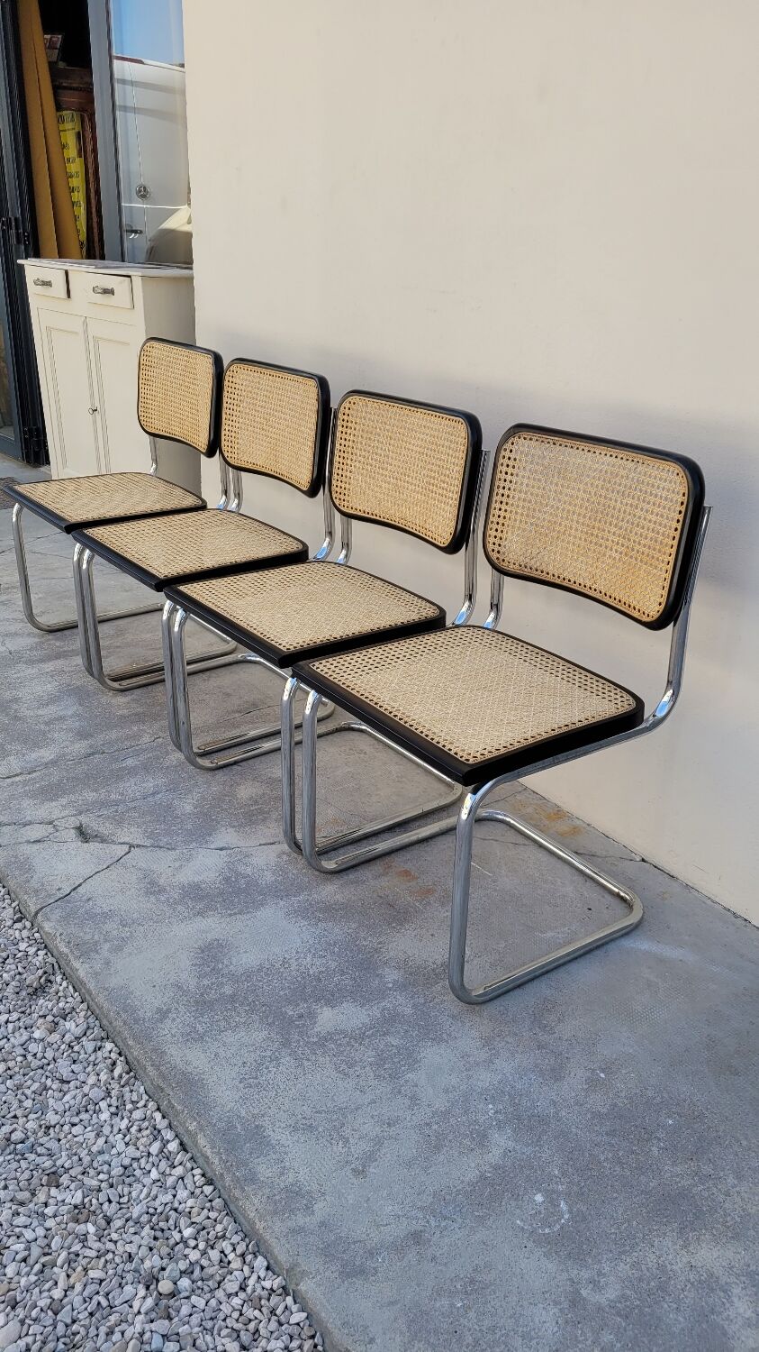 Série de 4 chaises Marcel Breuer modèle B32 signé Italy