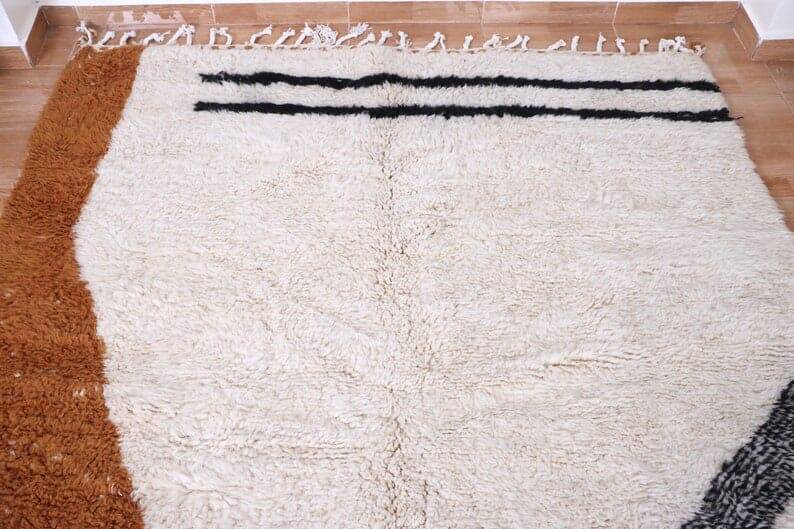 Handmade Beni Ouraine rug with colourful patterns 150/250 cm