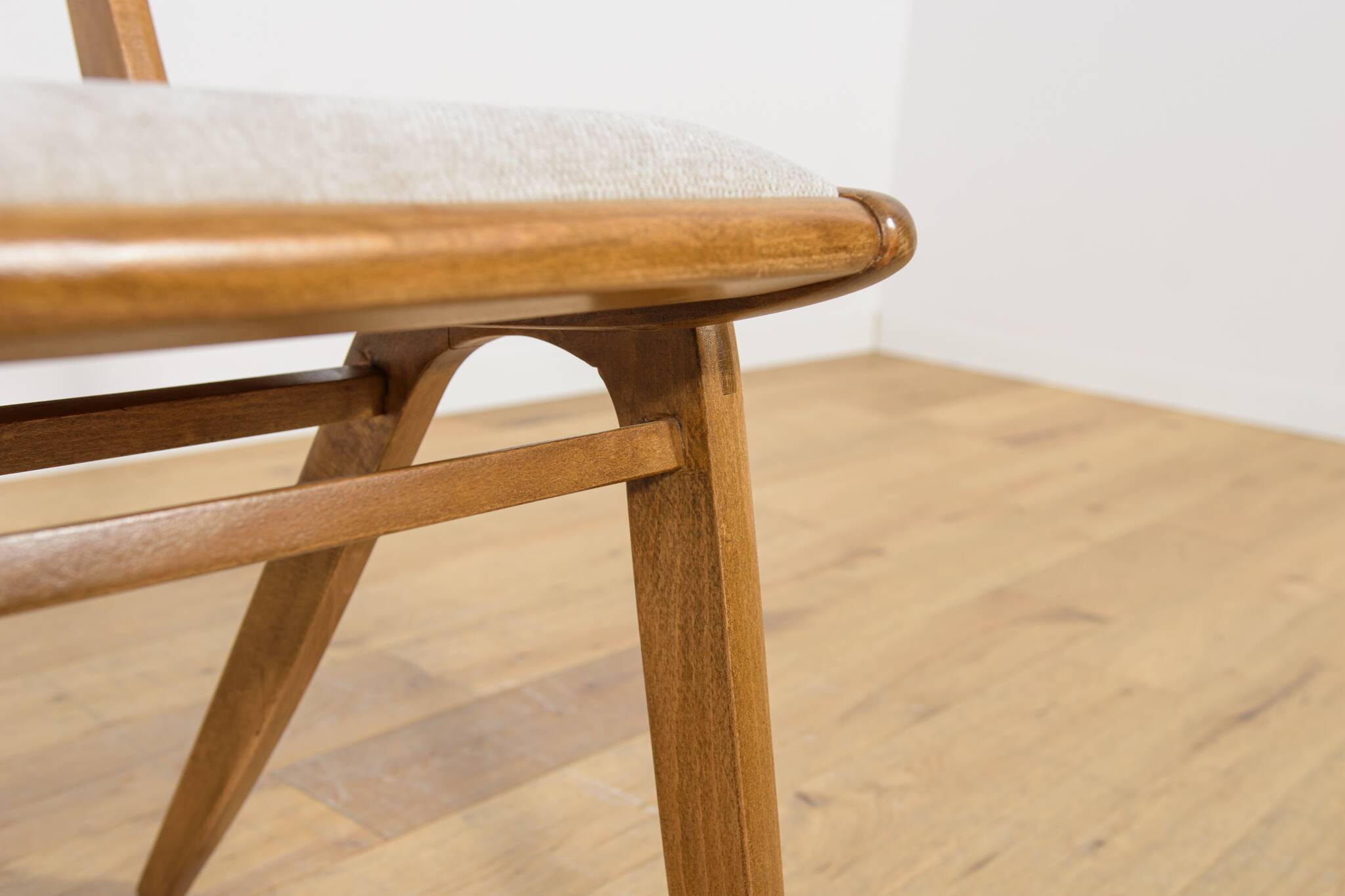 Boomerang Dining Chairs from Goscinski Furniture Factory Model 229XB.