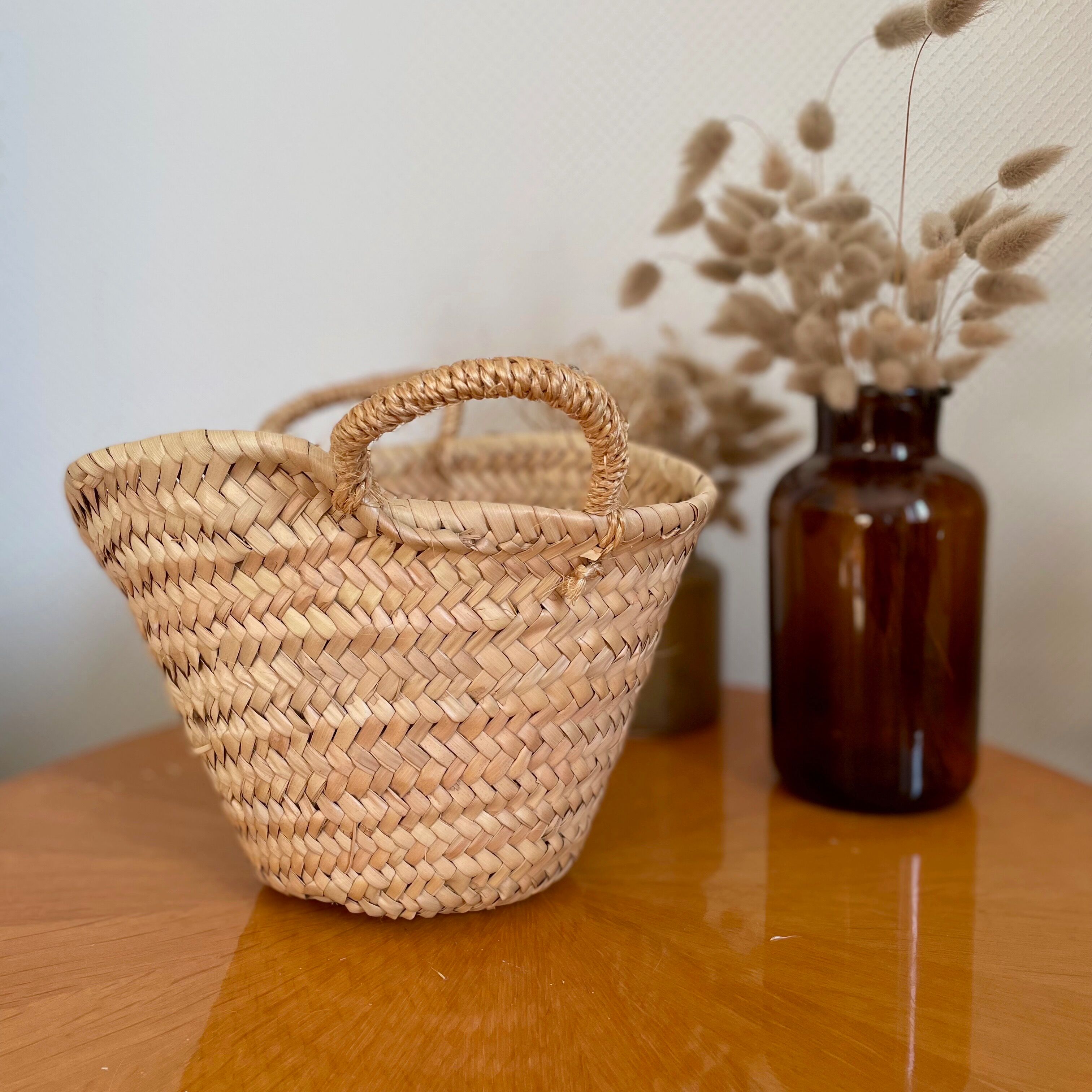 Small wicker basket