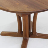 Vintage Dyrlund Danish round dining table teak