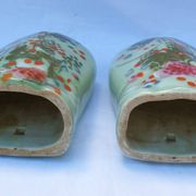 Paire de vases muraux céladon asiatiques, fin 19è siècle