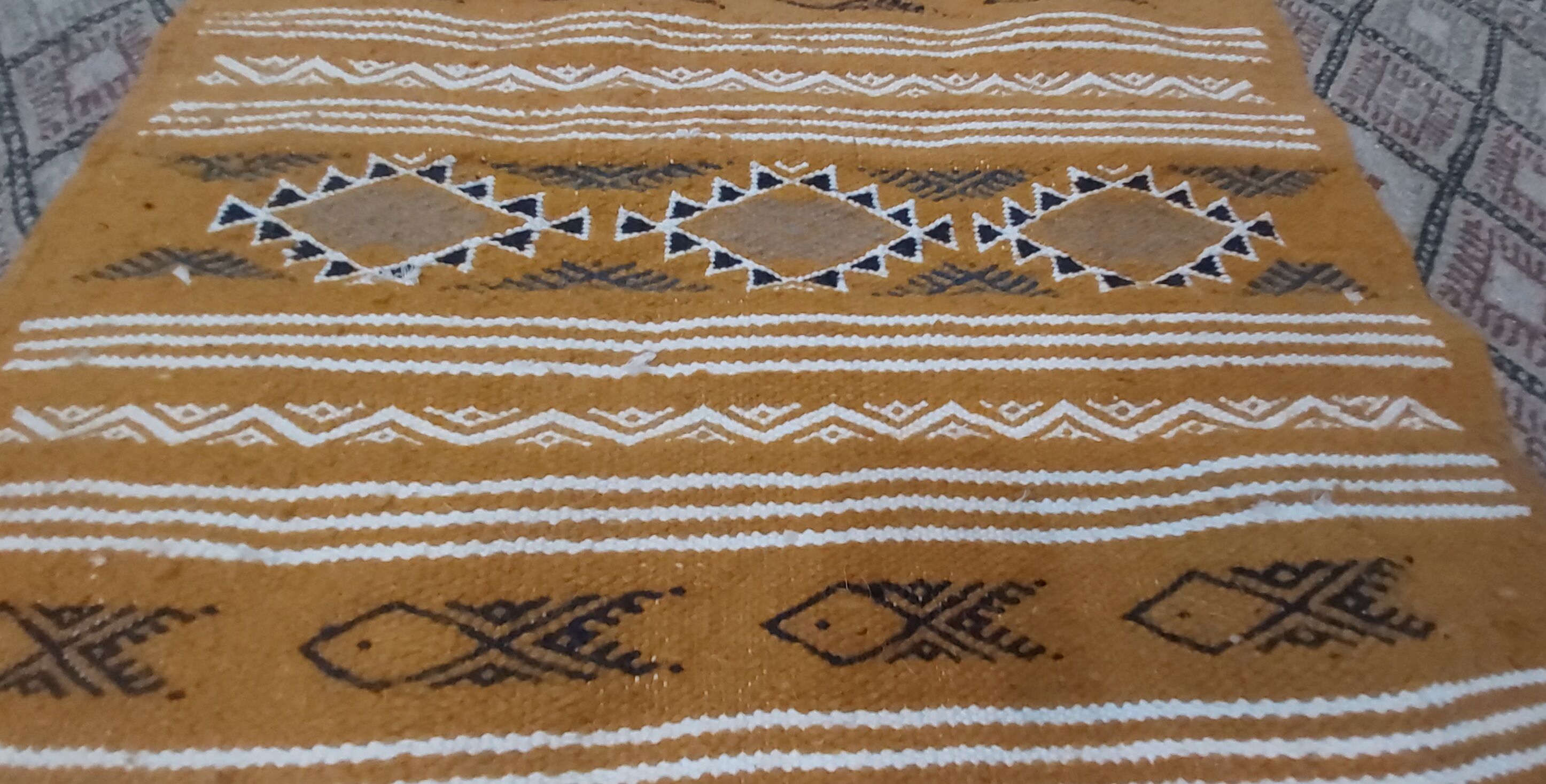 Kilim carpet mustard color handmade in pure wool 70 * 200cm
