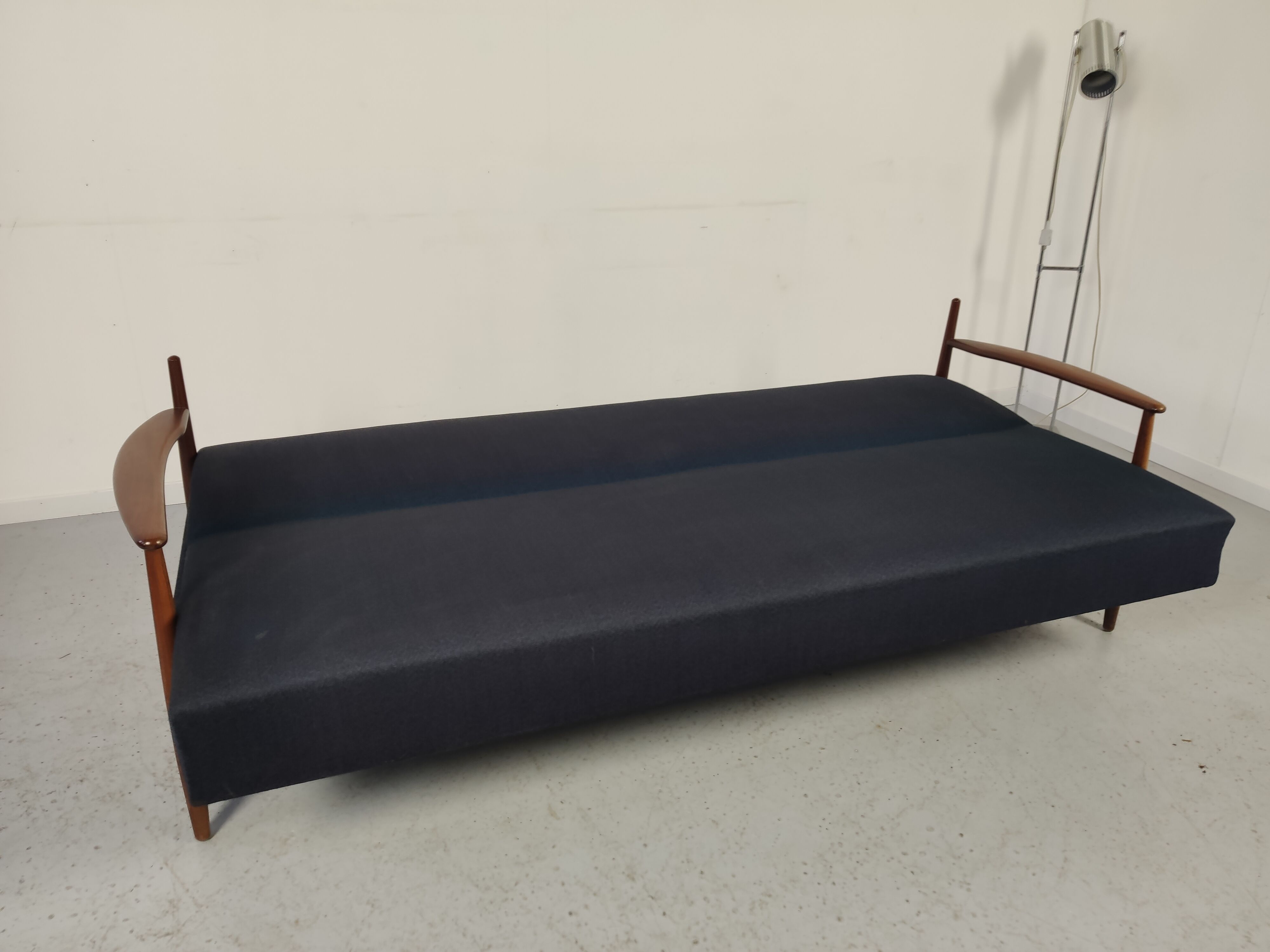 Vintage Scandinavian convertible sofa 50/60s