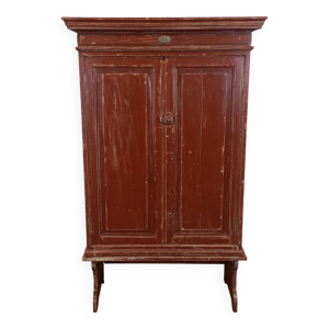 Armoire parisienne