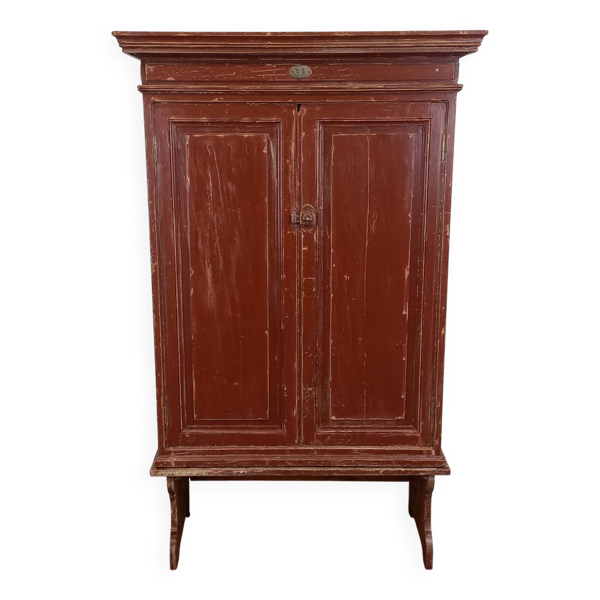 Armoire parisienne