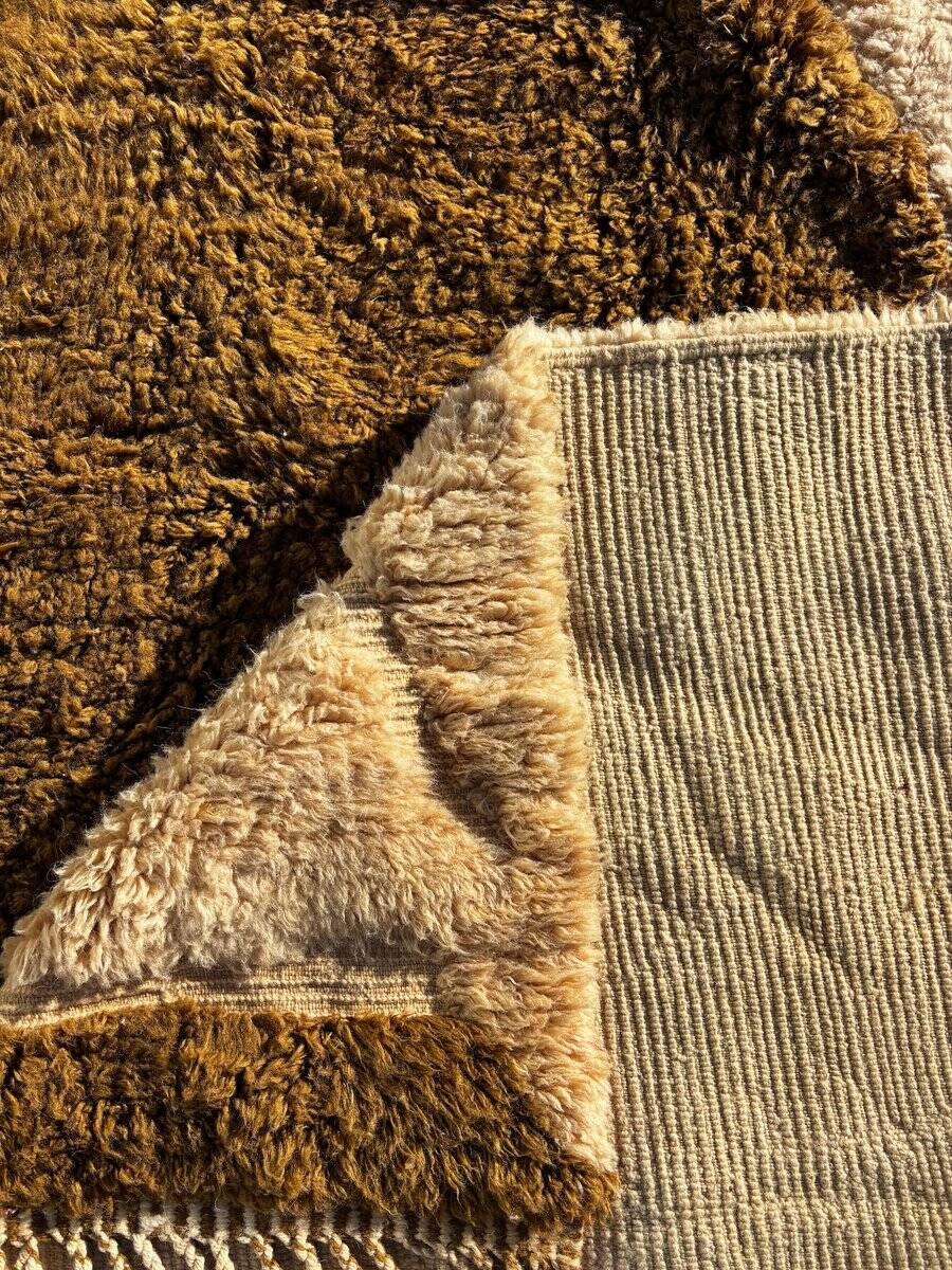 new modern Berber carpet Moroccan Berber