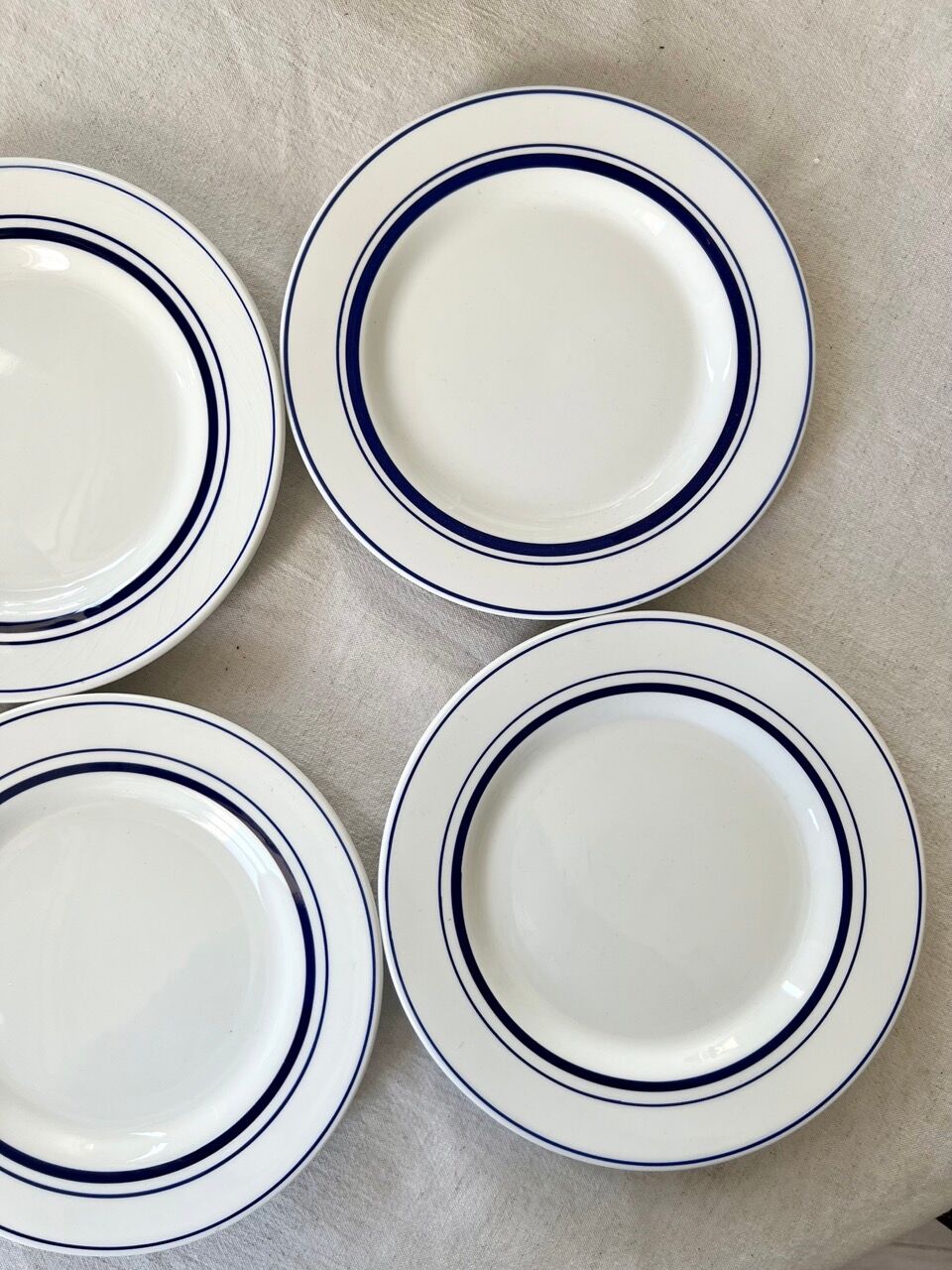 9 bistro dessert plates