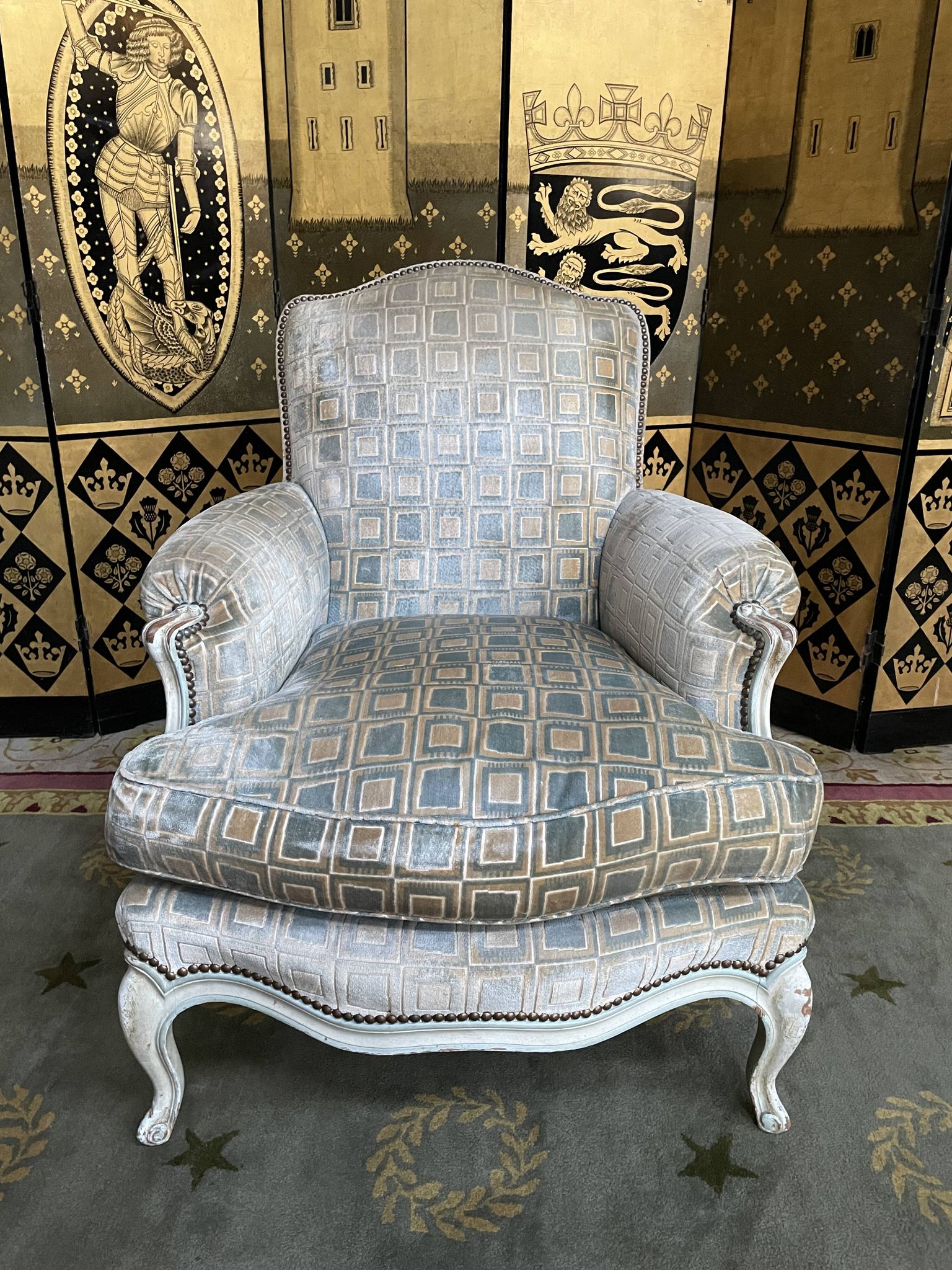 Fauteuil bergère de style Louis XV