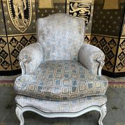 Fauteuil bergère de style Louis XV