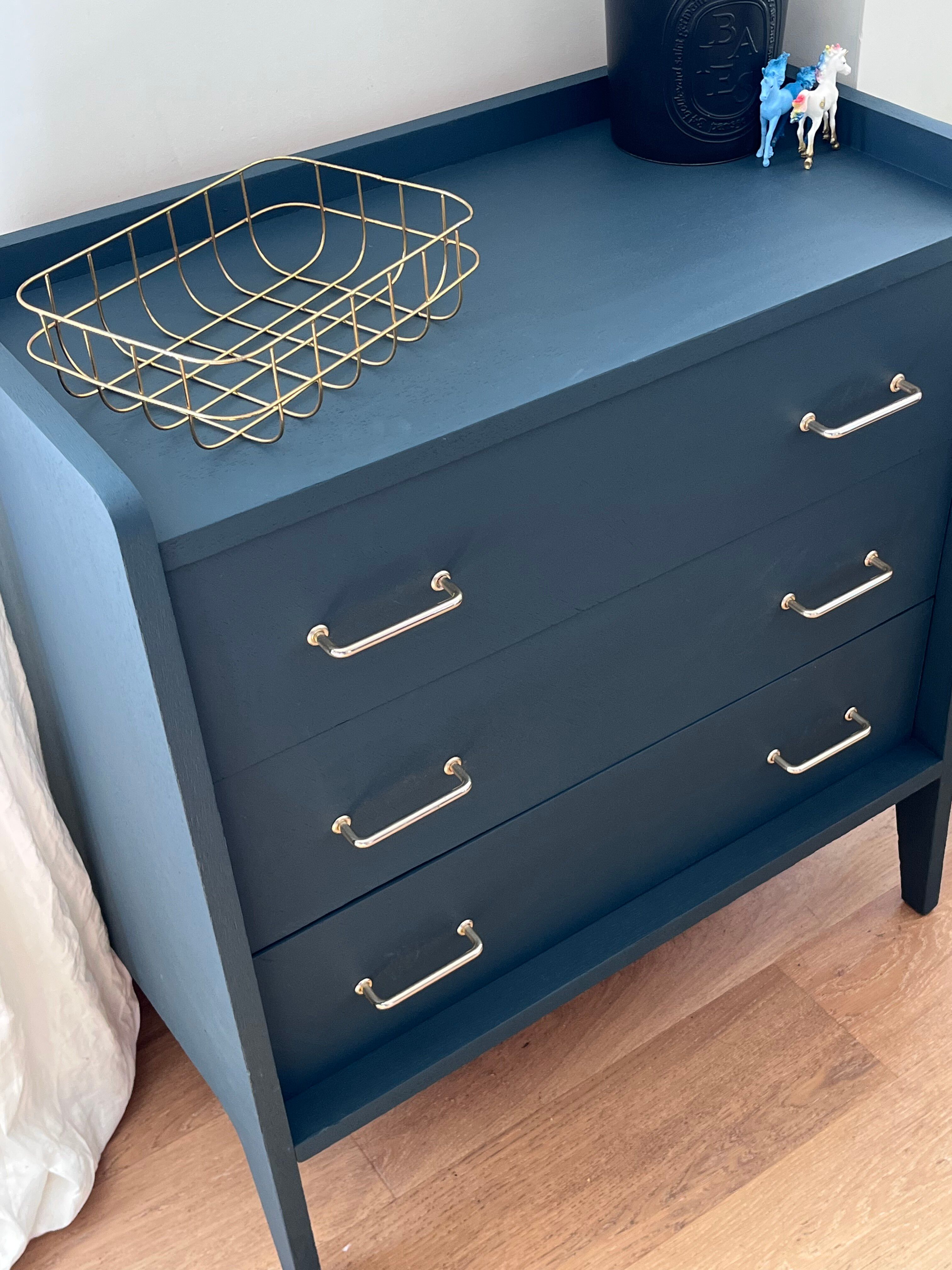 Commode vintage scandinave