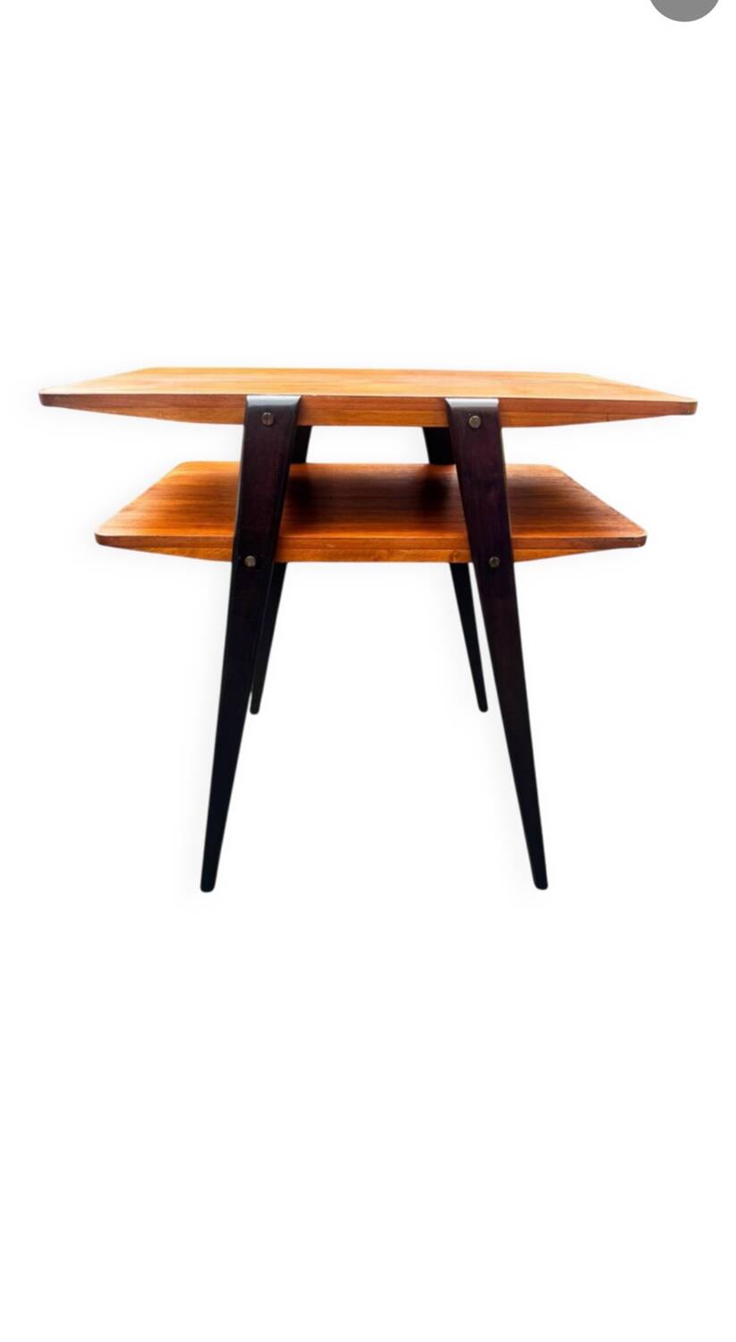 Table d’appoint / chevet scandinave à double plateau Suède 1960