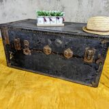 Antique travel trunk mendel trunk
