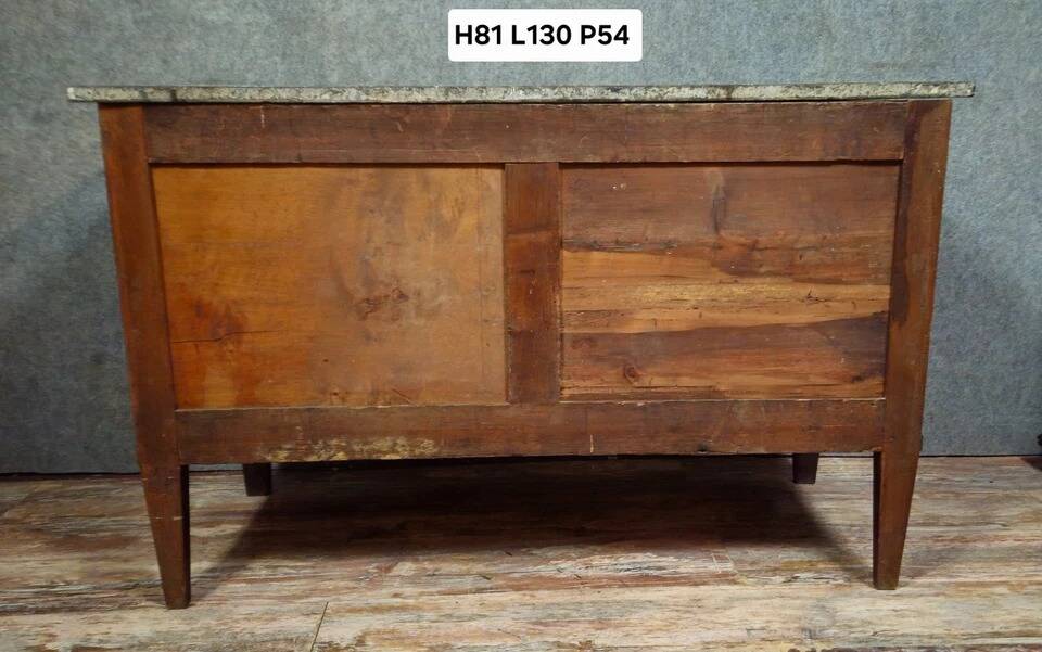 Commode époque Louis XVI en marquéterie époque XVIIIeme