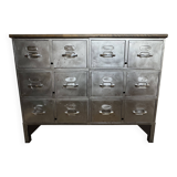 Meuble de métier en métal